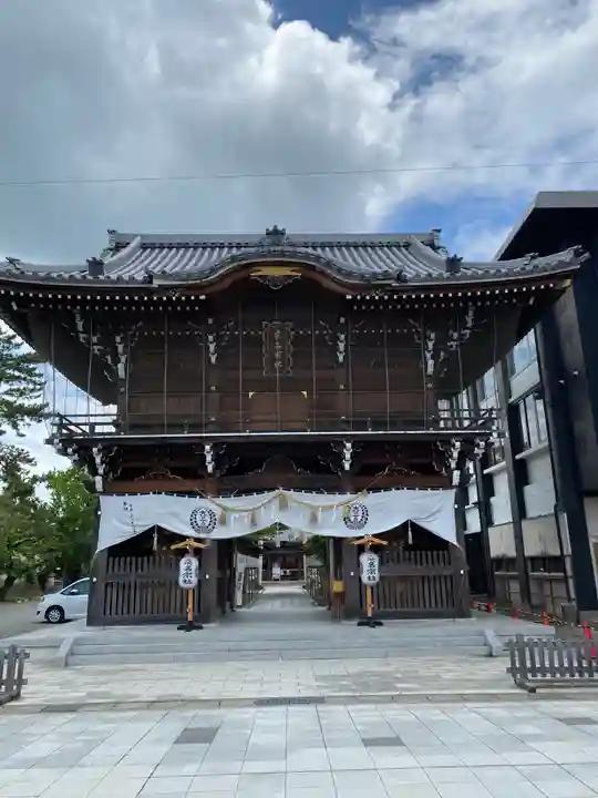 桑名宗社(春日神社)の山門・神門