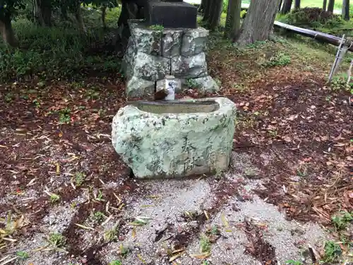 深淵神社の手水舎