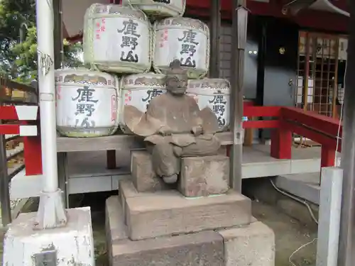 人見神社の像