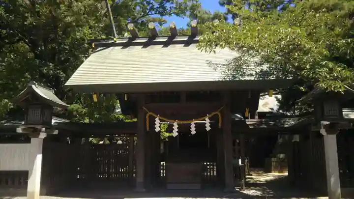 意富比神社の山門・神門