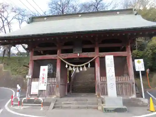 上野国一社八幡八幡宮の山門