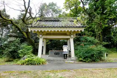 金生山神社の手水