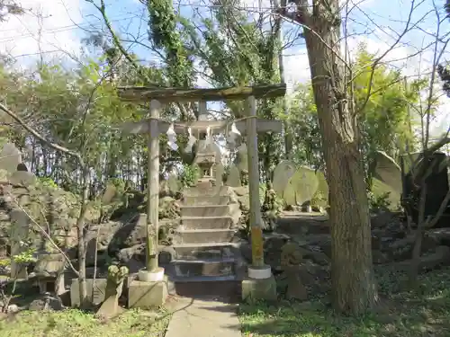 神明社の鳥居