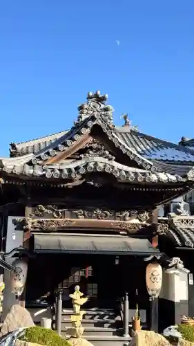善光寺の{uncategorized: "未分類", other: "その他", undefined: "問題あり", building: "その他建物", grave: "お墓", sacred_gate: "鳥居", guardian: "狛犬", statue: "像", buddha: "仏像", history: "歴史", nature: "自然", garden: "庭園", animal: "動物", pagoda: "塔", temizu: "手水舎", mountain_gate: "山門・神門", sanctuary: "本殿・本堂", subordinate: "末社・摂社", art: "芸術", scenery: "景色", jizo: "地蔵", ema: "絵馬", goshuin: "御朱印", omikuji: "おみくじ", items: "授与品その他", amulet: "お守り", goshuincho: "御朱印帳", eats: "食事", festival: "お祭り", votive_dance: "神楽", shichigosan: "七五三参", wedding: "結婚式", experience: "体験その他", initially: "初詣", around: "周辺", anti_infection: "感染症対策"}