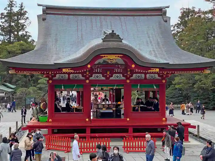 鶴岡八幡宮の本殿・本堂