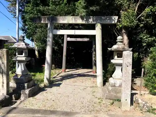 宇留布津神社の鳥居