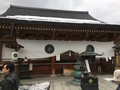 善光寺大本願の本殿・本堂
