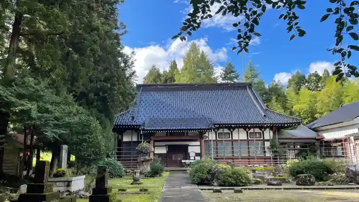 太白山　吉祥寺の本殿