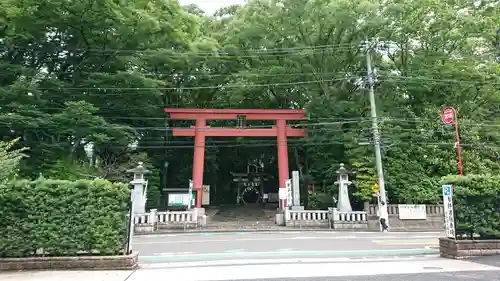 世田谷八幡宮の鳥居
