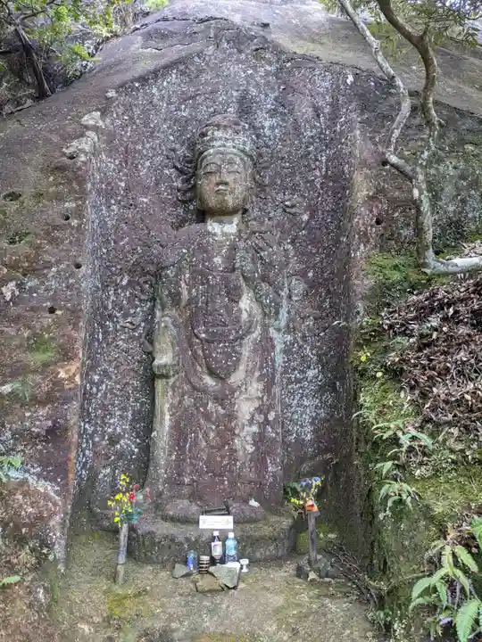 石山観音の仏像