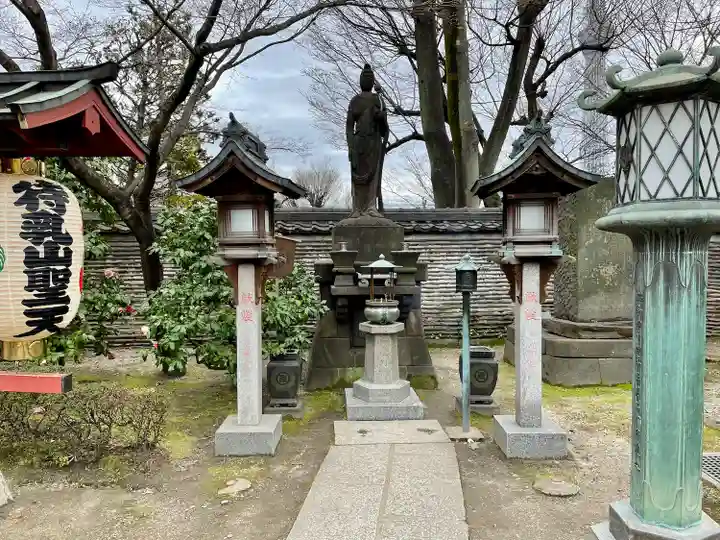 待乳山聖天(本龍院)(東京都)