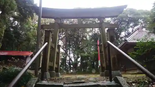 御礼神社の鳥居