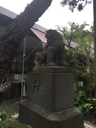 鳩森八幡神社の狛犬