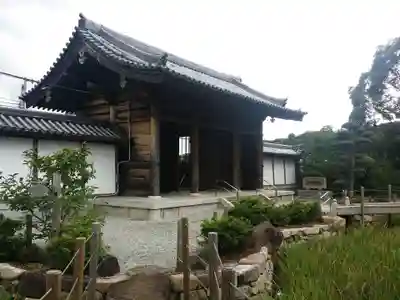 多聞寺の山門・神門
