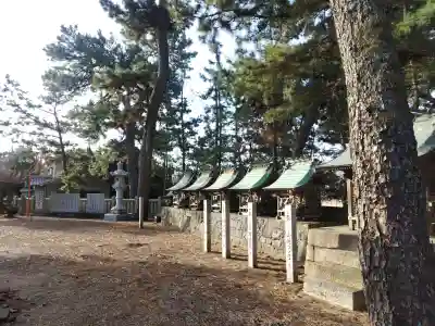五色濱神社の{uncategorized: "未分類", other: "その他", undefined: "問題あり", building: "その他建物", grave: "お墓", sacred_gate: "鳥居", guardian: "狛犬", statue: "像", buddha: "仏像", history: "歴史", nature: "自然", garden: "庭園", animal: "動物", pagoda: "塔", temizu: "手水舎", mountain_gate: "山門・神門", sanctuary: "本殿・本堂", subordinate: "末社・摂社", art: "芸術", scenery: "景色", jizo: "地蔵", ema: "絵馬", goshuin: "御朱印", omikuji: "おみくじ", items: "授与品その他", amulet: "お守り", goshuincho: "御朱印帳", eats: "食事", festival: "お祭り", votive_dance: "神楽", shichigosan: "七五三参", wedding: "結婚式", experience: "体験その他", initially: "初詣", around: "周辺", anti_infection: "感染症対策"}