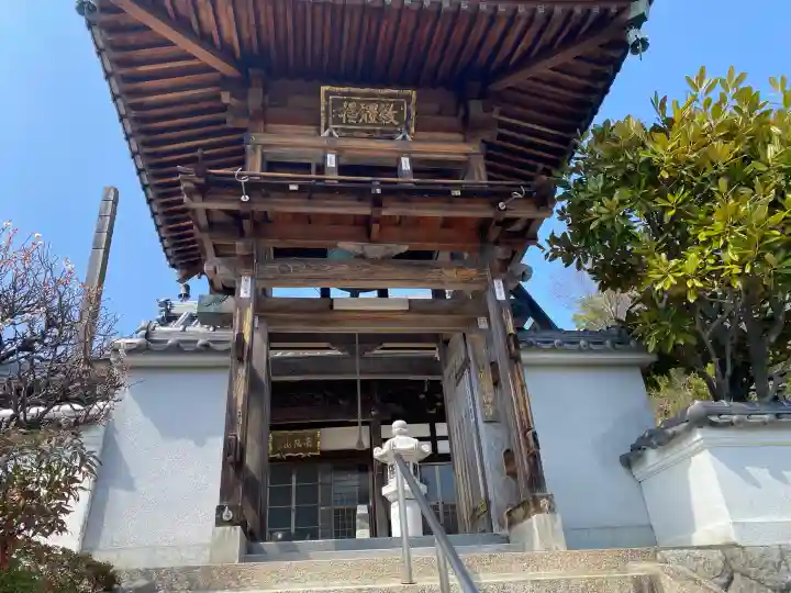 延命寺の{uncategorized: "未分類", other: "その他", undefined: "問題あり", building: "その他建物", grave: "お墓", sacred_gate: "鳥居", guardian: "狛犬", statue: "像", buddha: "仏像", history: "歴史", nature: "自然", garden: "庭園", animal: "動物", pagoda: "塔", temizu: "手水舎", mountain_gate: "山門・神門", sanctuary: "本殿・本堂", subordinate: "末社・摂社", art: "芸術", scenery: "景色", jizo: "地蔵", ema: "絵馬", goshuin: "御朱印", omikuji: "おみくじ", items: "授与品その他", amulet: "お守り", goshuincho: "御朱印帳", eats: "食事", festival: "お祭り", votive_dance: "神楽", shichigosan: "七五三参", wedding: "結婚式", experience: "体験その他", initially: "初詣", around: "周辺", anti_infection: "感染症対策"}
