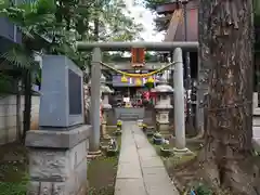 高円寺氷川神社の鳥居