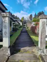 大林寺の山門