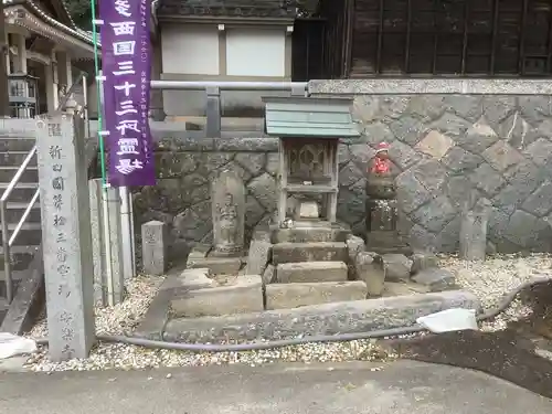 安楽寺の末社・摂社