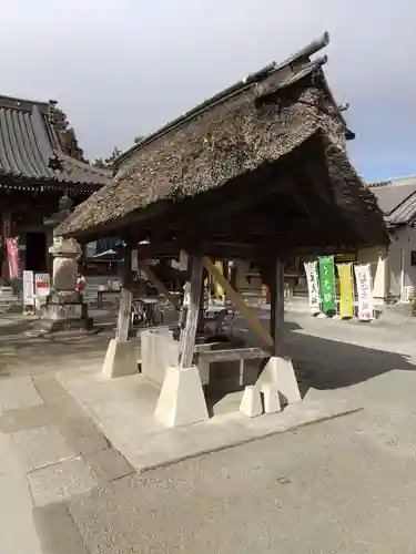 明言寺（石打こぶ観音）の手水