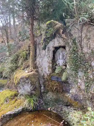 徳善院明王密寺の仏像