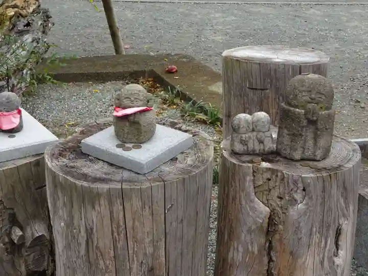 伊勢原 法泉寺の地蔵