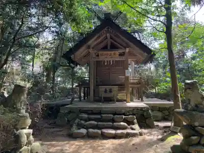 氣多大社の{uncategorized: "未分類", other: "その他", undefined: "問題あり", building: "その他建物", grave: "お墓", sacred_gate: "鳥居", guardian: "狛犬", statue: "像", buddha: "仏像", history: "歴史", nature: "自然", garden: "庭園", animal: "動物", pagoda: "塔", temizu: "手水舎", mountain_gate: "山門・神門", sanctuary: "本殿・本堂", subordinate: "末社・摂社", art: "芸術", scenery: "景色", jizo: "地蔵", ema: "絵馬", goshuin: "御朱印", omikuji: "おみくじ", items: "授与品その他", amulet: "お守り", goshuincho: "御朱印帳", eats: "食事", festival: "お祭り", votive_dance: "神楽", shichigosan: "七五三参", wedding: "結婚式", experience: "体験その他", initially: "初詣", around: "周辺", anti_infection: "感染症対策"}