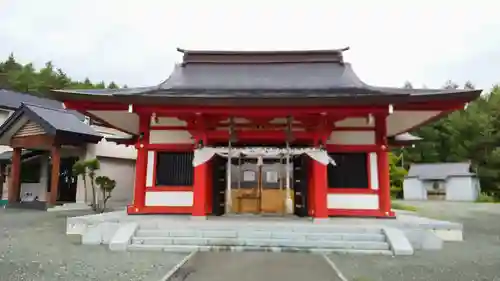 中富良野神社の本殿