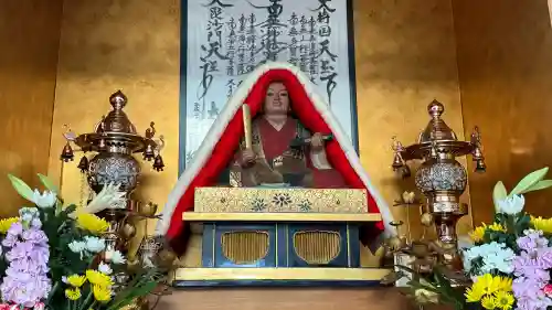 妙見寺の{uncategorized: "未分類", other: "その他", undefined: "問題あり", building: "その他建物", grave: "お墓", sacred_gate: "鳥居", guardian: "狛犬", statue: "像", buddha: "仏像", history: "歴史", nature: "自然", garden: "庭園", animal: "動物", pagoda: "塔", temizu: "手水舎", mountain_gate: "山門・神門", sanctuary: "本殿・本堂", subordinate: "末社・摂社", art: "芸術", scenery: "景色", jizo: "地蔵", ema: "絵馬", goshuin: "御朱印", omikuji: "おみくじ", items: "授与品その他", amulet: "お守り", goshuincho: "御朱印帳", eats: "食事", festival: "お祭り", votive_dance: "神楽", shichigosan: "七五三参", wedding: "結婚式", experience: "体験その他", initially: "初詣", around: "周辺", anti_infection: "感染症対策"}