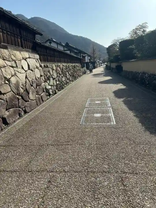 出雲大社の{uncategorized: "未分類", other: "その他", undefined: "問題あり", building: "その他建物", grave: "お墓", sacred_gate: "鳥居", guardian: "狛犬", statue: "像", buddha: "仏像", history: "歴史", nature: "自然", garden: "庭園", animal: "動物", pagoda: "塔", temizu: "手水舎", mountain_gate: "山門・神門", sanctuary: "本殿・本堂", subordinate: "末社・摂社", art: "芸術", scenery: "景色", jizo: "地蔵", ema: "絵馬", goshuin: "御朱印", omikuji: "おみくじ", items: "授与品その他", amulet: "お守り", goshuincho: "御朱印帳", eats: "食事", festival: "お祭り", votive_dance: "神楽", shichigosan: "七五三参", wedding: "結婚式", experience: "体験その他", initially: "初詣", around: "周辺", anti_infection: "感染症対策"}