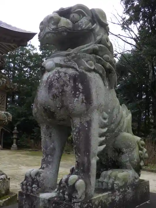 大神山神社本宮の狛犬