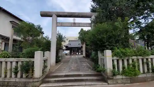 池袋御嶽神社の鳥居