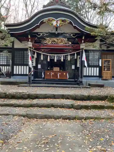 新屋山神社(山梨県)