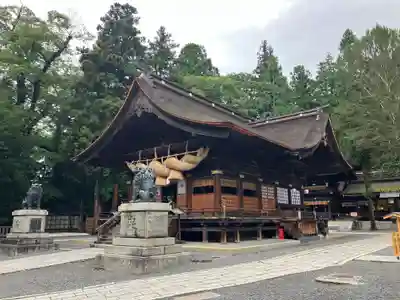 諏訪大社下社秋宮(長野県)