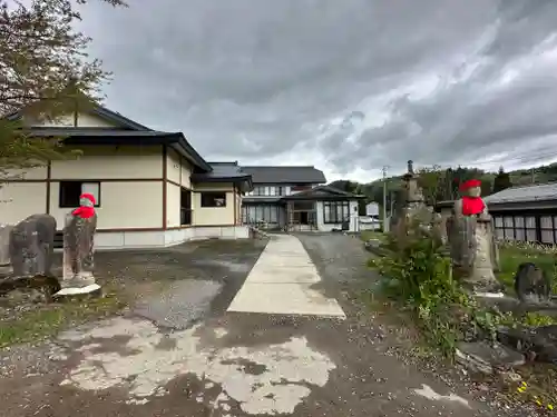 龍性院（赤芝観音）(山形県)