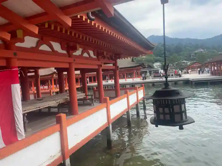 厳島神社(広島県)