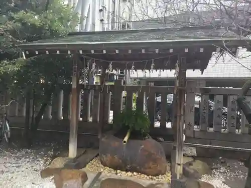 元三島神社の手水舎