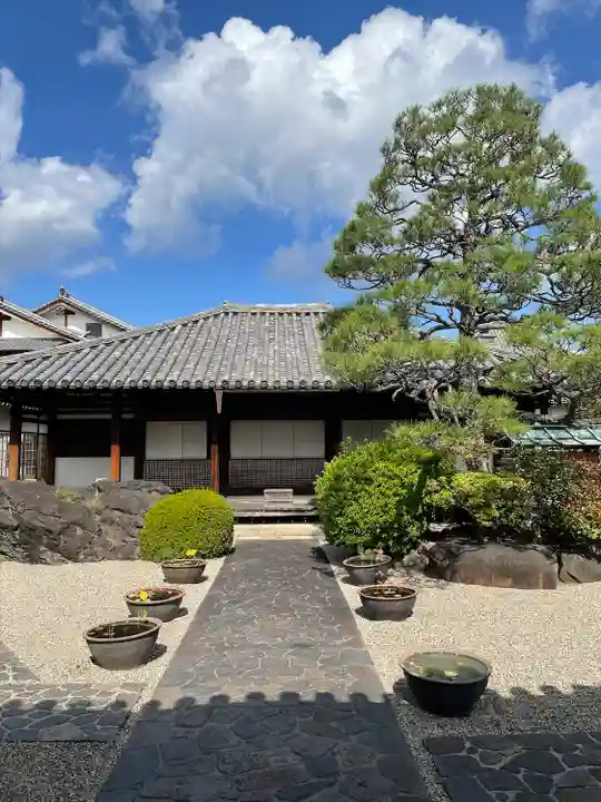 十輪院の本殿・本堂