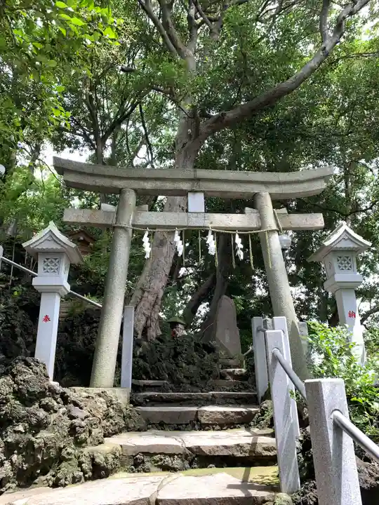 多摩川浅間神社の鳥居