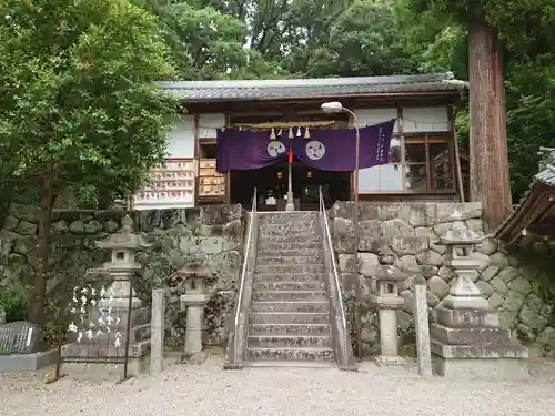 日置神社の本殿・本堂