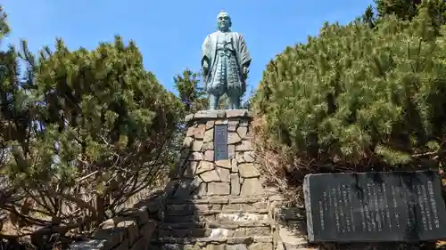 根室金刀比羅神社の像