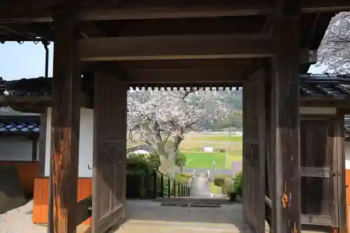 勝定寺の山門・神門