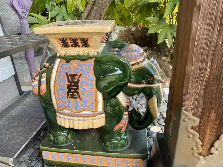 延命寺の{uncategorized: "未分類", other: "その他", undefined: "問題あり", building: "その他建物", grave: "お墓", sacred_gate: "鳥居", guardian: "狛犬", statue: "像", buddha: "仏像", history: "歴史", nature: "自然", garden: "庭園", animal: "動物", pagoda: "塔", temizu: "手水舎", mountain_gate: "山門・神門", sanctuary: "本殿・本堂", subordinate: "末社・摂社", art: "芸術", scenery: "景色", jizo: "地蔵", ema: "絵馬", goshuin: "御朱印", omikuji: "おみくじ", items: "授与品その他", amulet: "お守り", goshuincho: "御朱印帳", eats: "食事", festival: "お祭り", votive_dance: "神楽", shichigosan: "七五三参", wedding: "結婚式", experience: "体験その他", initially: "初詣", around: "周辺", anti_infection: "感染症対策"}