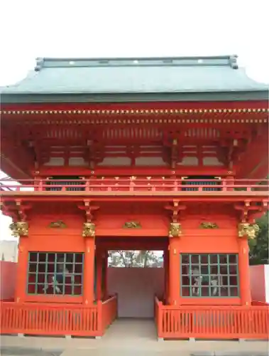穴八幡宮の山門・神門