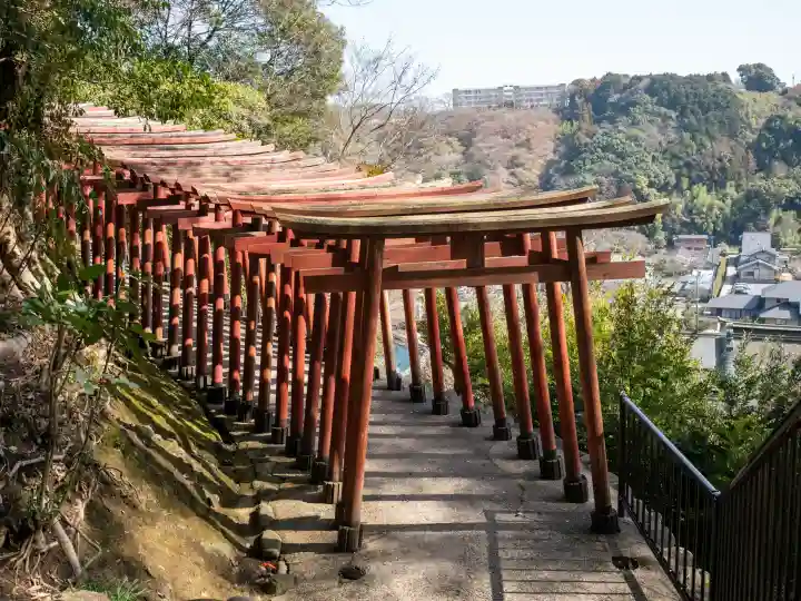 祐徳稲荷神社の{uncategorized: "未分類", other: "その他", undefined: "問題あり", building: "その他建物", grave: "お墓", sacred_gate: "鳥居", guardian: "狛犬", statue: "像", buddha: "仏像", history: "歴史", nature: "自然", garden: "庭園", animal: "動物", pagoda: "塔", temizu: "手水舎", mountain_gate: "山門・神門", sanctuary: "本殿・本堂", subordinate: "末社・摂社", art: "芸術", scenery: "景色", jizo: "地蔵", ema: "絵馬", goshuin: "御朱印", omikuji: "おみくじ", items: "授与品その他", amulet: "お守り", goshuincho: "御朱印帳", eats: "食事", festival: "お祭り", votive_dance: "神楽", shichigosan: "七五三参", wedding: "結婚式", experience: "体験その他", initially: "初詣", around: "周辺", anti_infection: "感染症対策"}