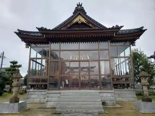 建石勝神社の本殿