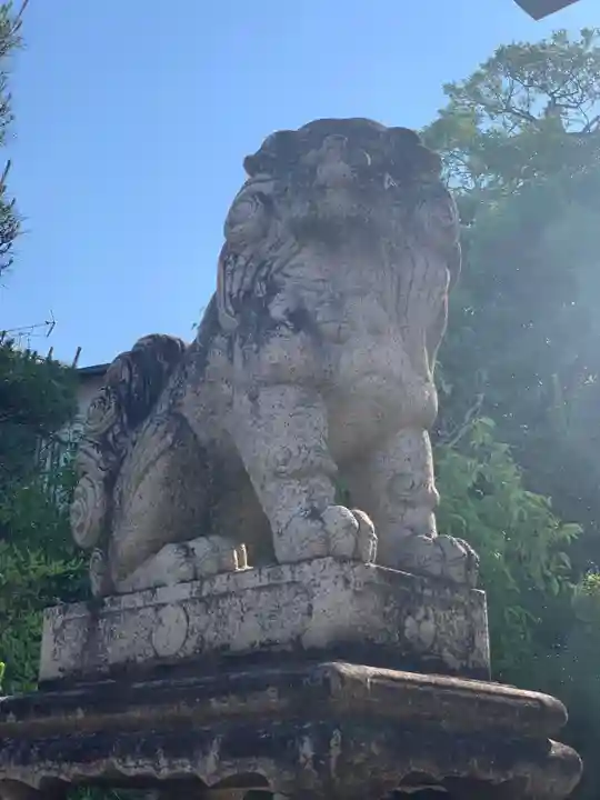 敷地神社(わら天神宮)の狛犬