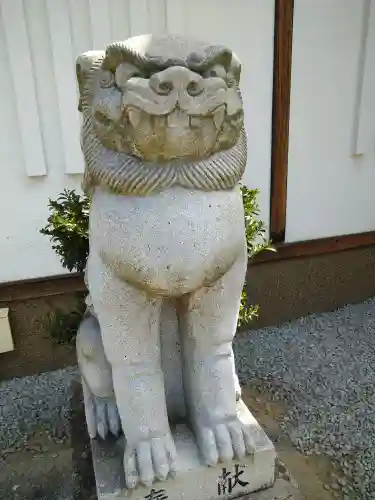 安仁神社の狛犬