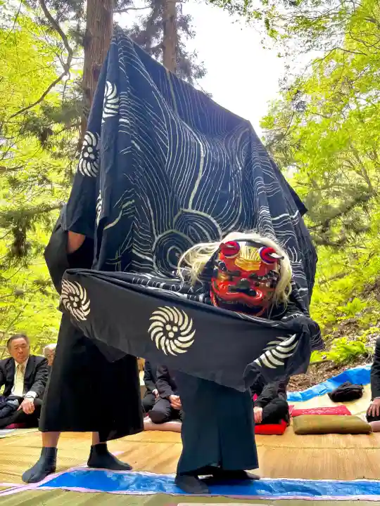 蚊里田八幡宮の{uncategorized: "未分類", other: "その他", undefined: "問題あり", building: "その他建物", grave: "お墓", sacred_gate: "鳥居", guardian: "狛犬", statue: "像", buddha: "仏像", history: "歴史", nature: "自然", garden: "庭園", animal: "動物", pagoda: "塔", temizu: "手水舎", mountain_gate: "山門・神門", sanctuary: "本殿・本堂", subordinate: "末社・摂社", art: "芸術", scenery: "景色", jizo: "地蔵", ema: "絵馬", goshuin: "御朱印", omikuji: "おみくじ", items: "授与品その他", amulet: "お守り", goshuincho: "御朱印帳", eats: "食事", festival: "お祭り", votive_dance: "神楽", shichigosan: "七五三参", wedding: "結婚式", experience: "体験その他", initially: "初詣", around: "周辺", anti_infection: "感染症対策"}