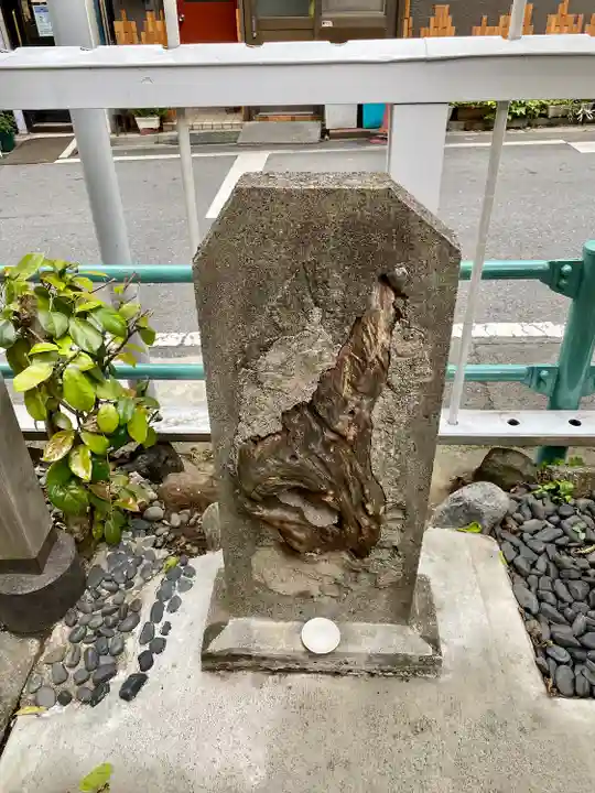 榎大六天神(東京都)